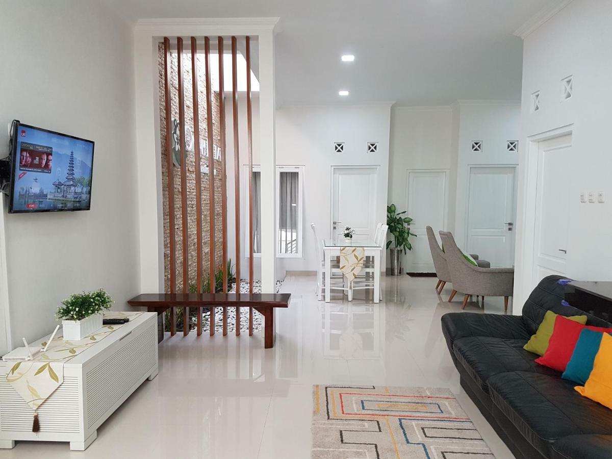 Omah Melati - Vacation Holiday home